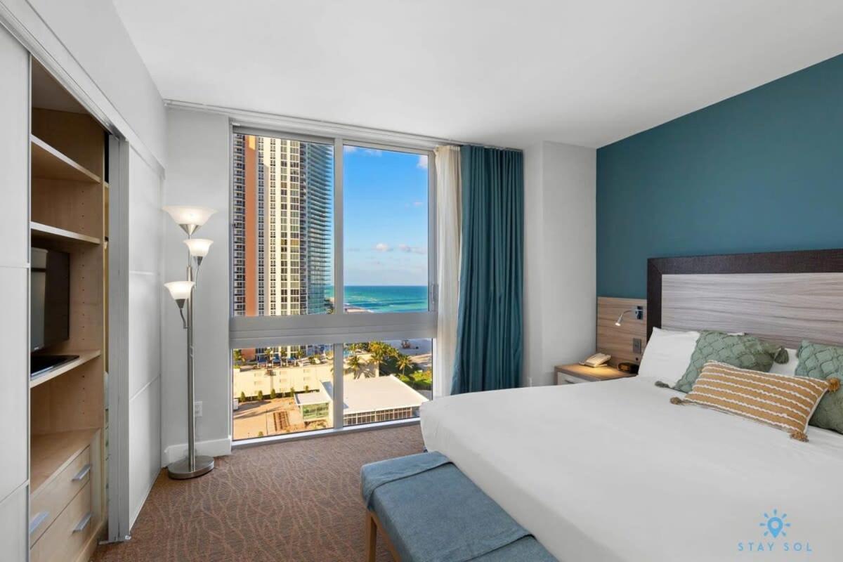 Beachfront Resort Pool Ocean View Balcony Miami Beach Exteriör bild