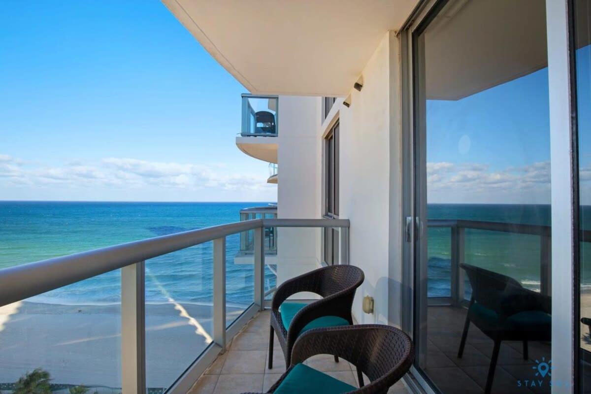 Beachfront Resort Pool Ocean View Balcony Miami Beach Exteriör bild
