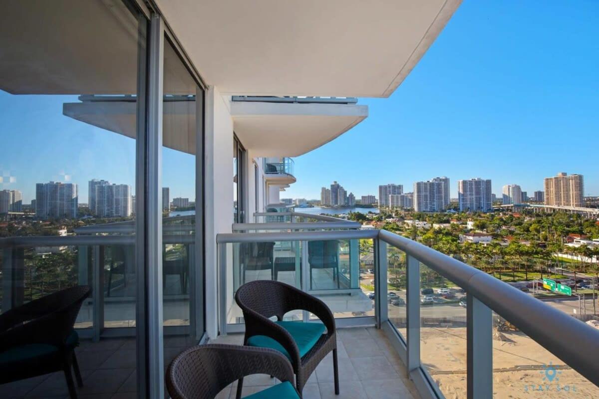 Beachfront Resort Pool Ocean View Balcony Miami Beach Exteriör bild
